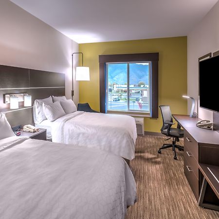 Holiday Inn Express Hotel & Suites Minden By Ihg Екстериор снимка