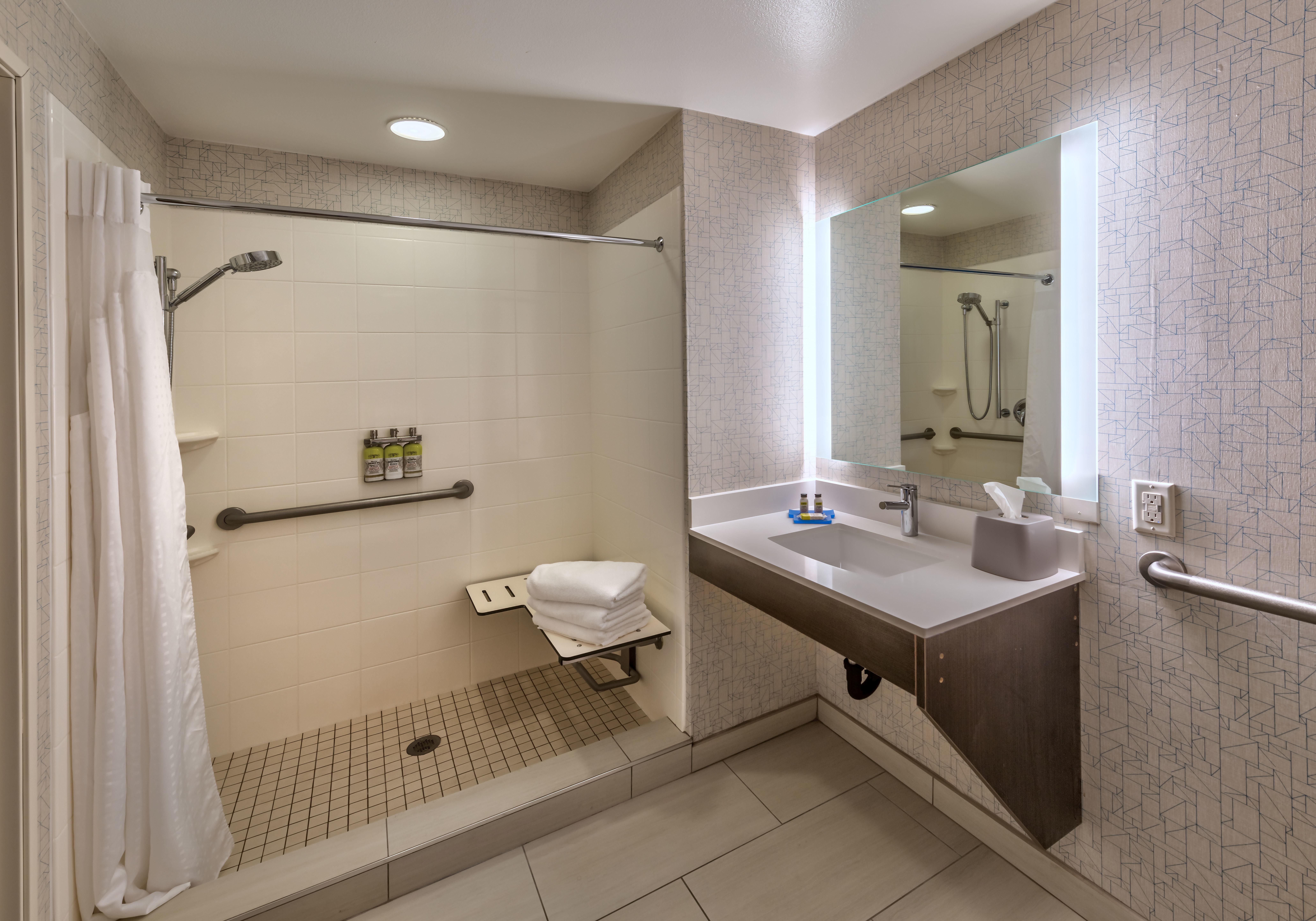 Holiday Inn Express Hotel & Suites Minden By Ihg Екстериор снимка
