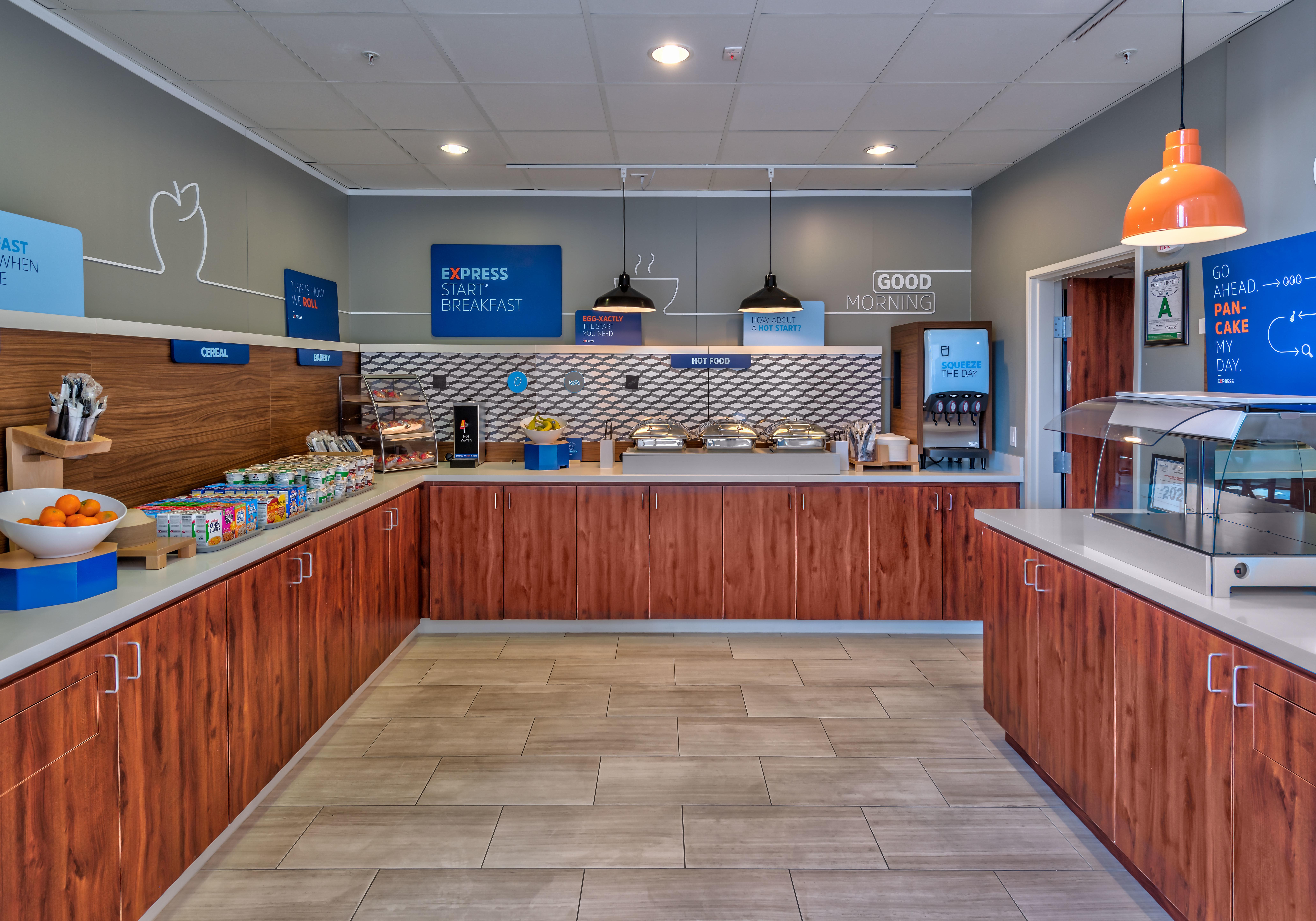 Holiday Inn Express Hotel & Suites Minden By Ihg Екстериор снимка