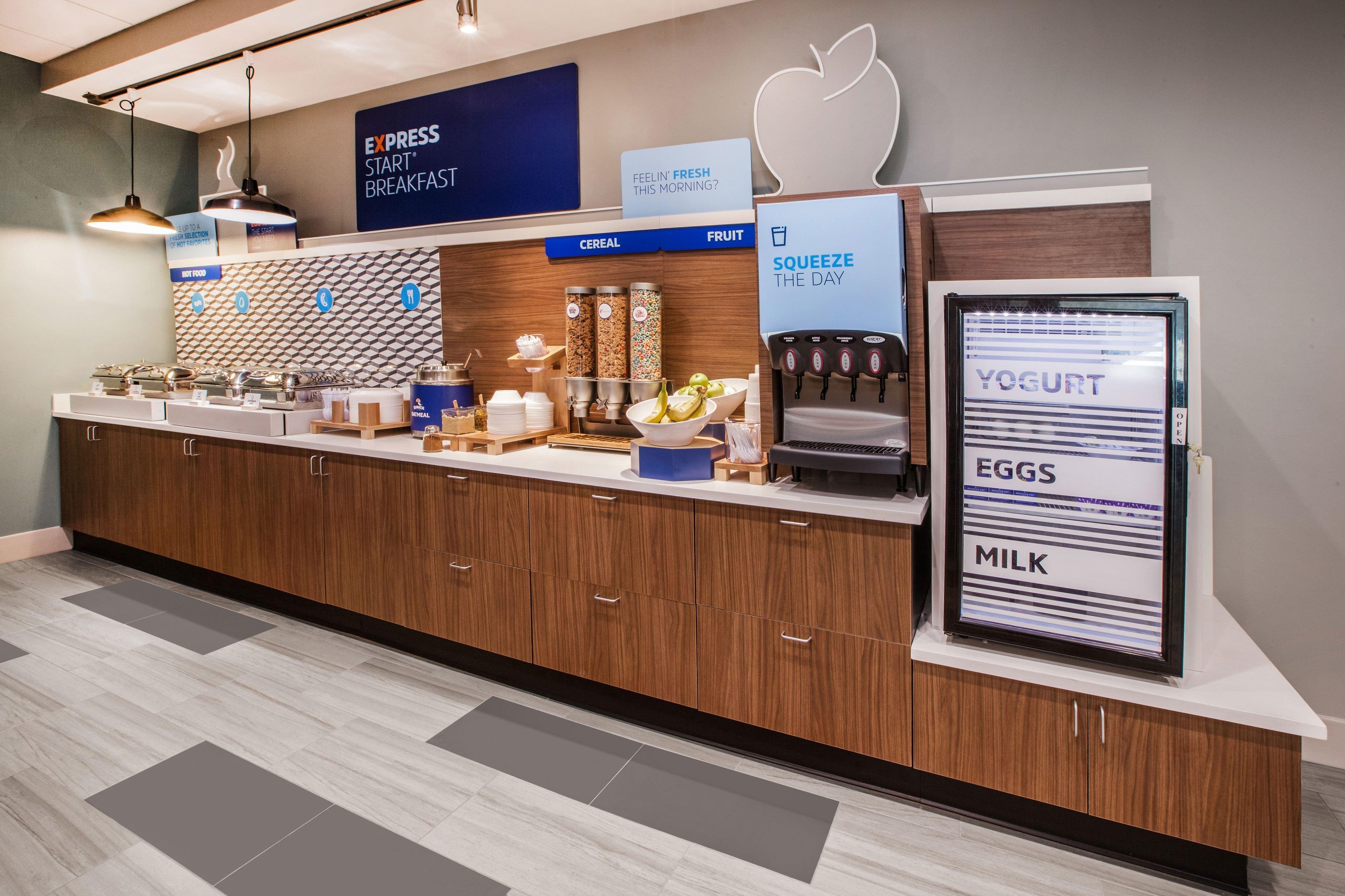 Holiday Inn Express Hotel & Suites Minden By Ihg Екстериор снимка