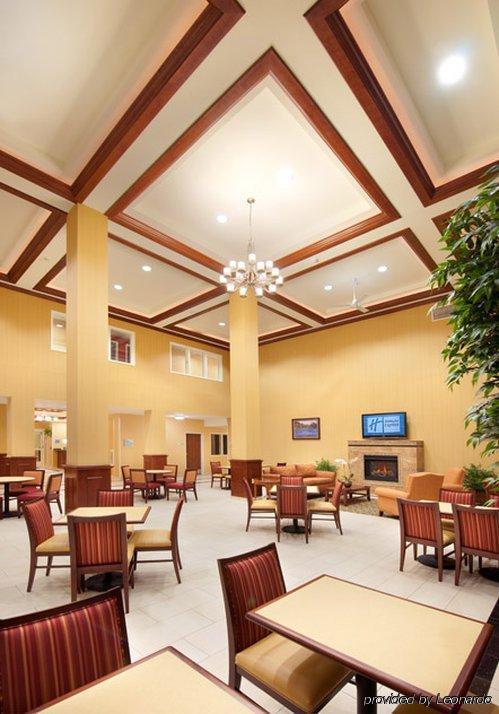 Holiday Inn Express Hotel & Suites Minden By Ihg Ресторант снимка